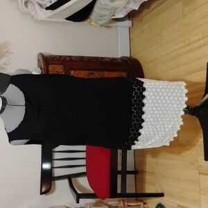 🖤Karl Lagerfeld🖤 - Black/White Lace Midi Dress Size 14